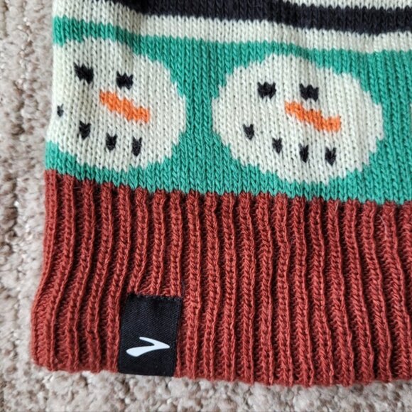 Brooks Run Merry Snowmen Knit Pom Pom Beanie Toque Hat Adult Unisex - Picture 8 of 14